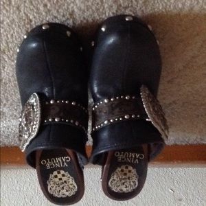 Vince Camuto New Gorgeous Mule Size 6